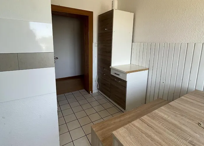 Appartement Fully Equipped With Balcony In Duisburg